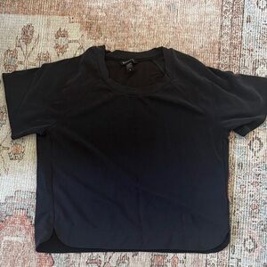 Athleta seasoft loose fitting shirt